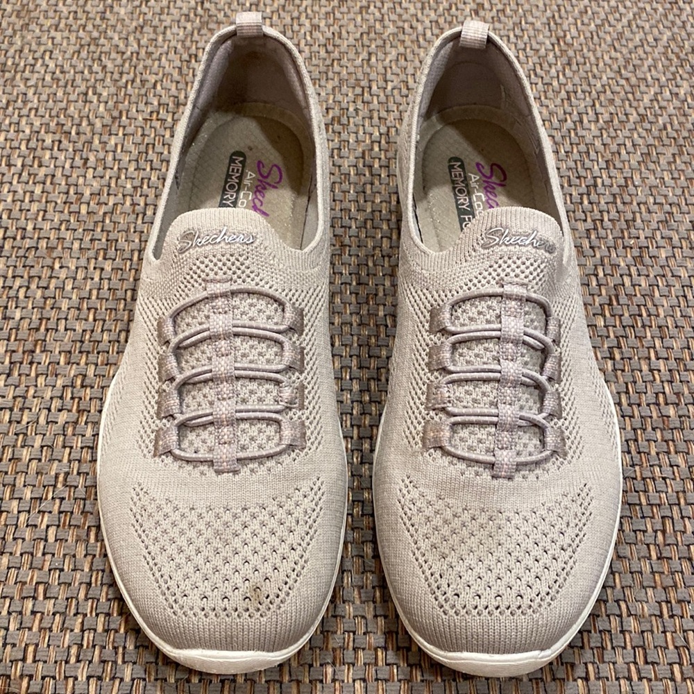 Skechers 8 Taupe Memory Foam Slip On Sneakers